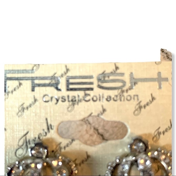 Fresh Crystal Collection Crown Rhinestones Post Earrings New Silver Tone - Picture 4 of 7